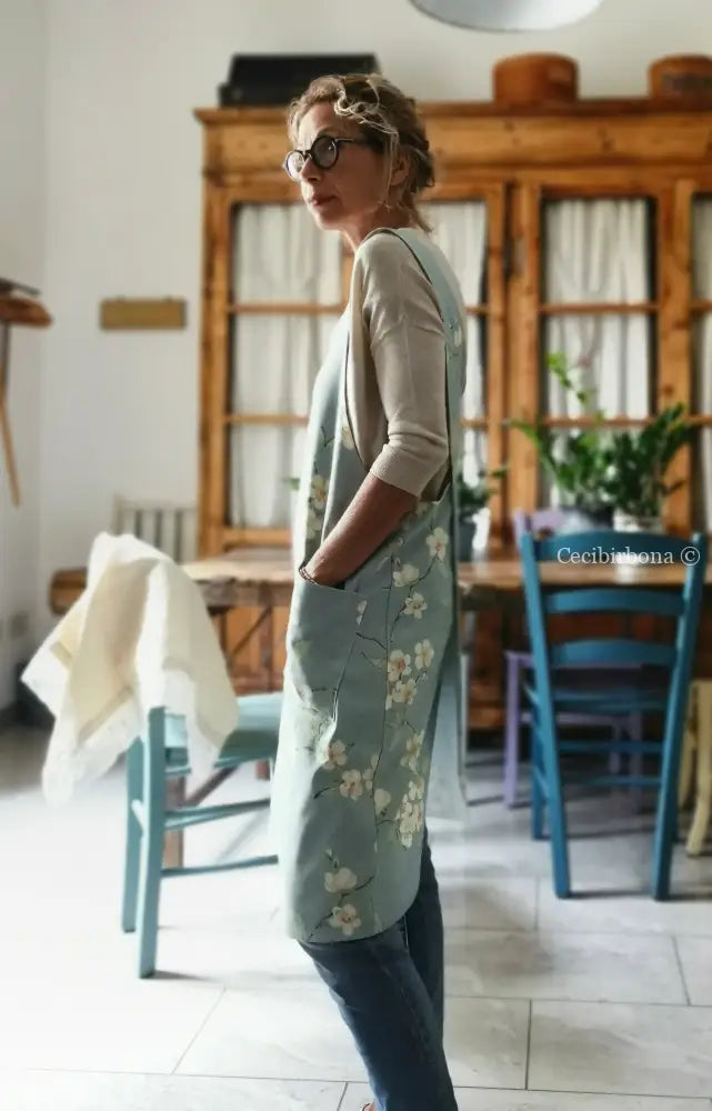 Grembiule in stile giapponese con fiori di ciliegio (Ref. 323) grembiule donna tessuti moderni