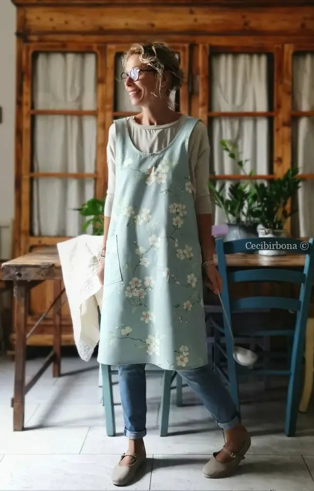 Grembiule in stile giapponese con fiori di ciliegio (Ref. 323) grembiule donna tessuti moderni