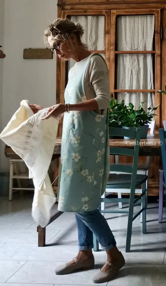 Grembiule in stile giapponese con fiori di ciliegio (Ref. 323) grembiule donna tessuti moderni