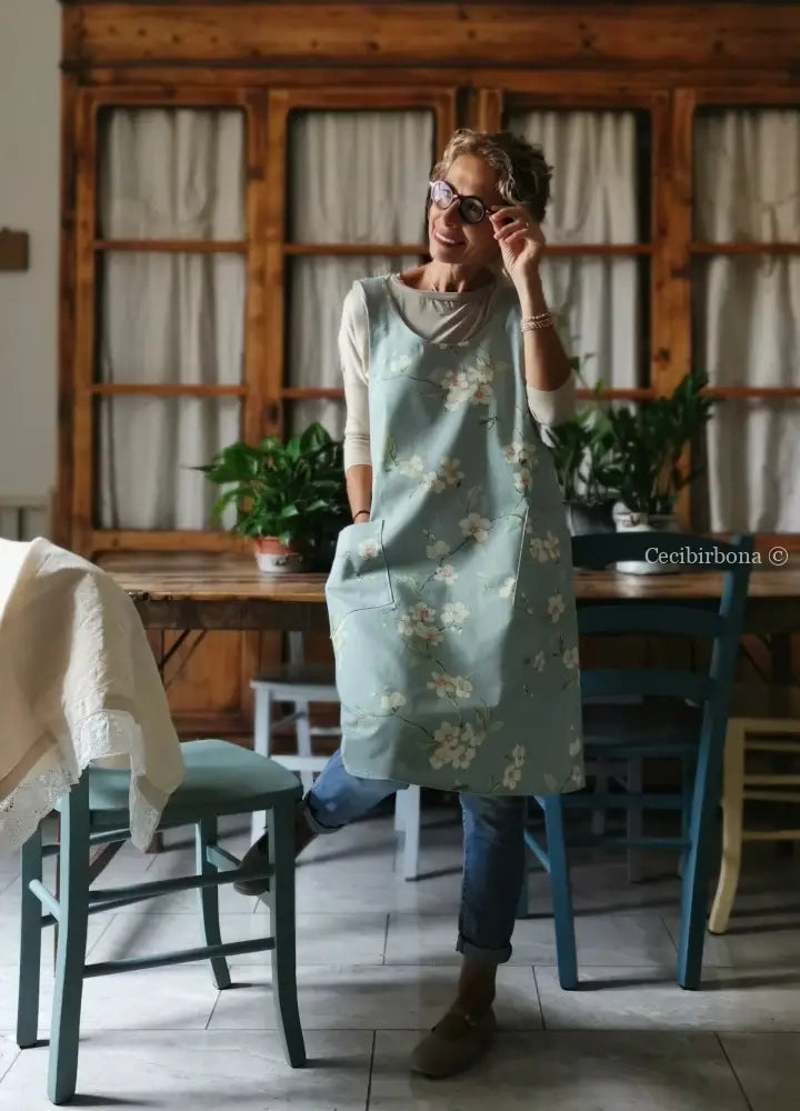 Grembiule in stile giapponese con fiori di ciliegio (Ref. 323) grembiule donna tessuti moderni