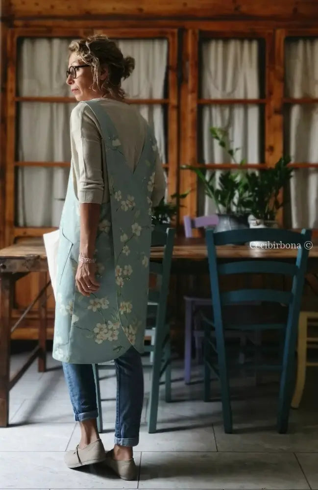 Grembiule in stile giapponese con fiori di ciliegio (Ref. 323) grembiule donna tessuti moderni