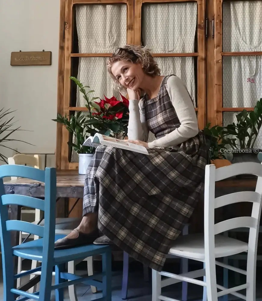 Grembiule in tartan marrone (Ref. 361) grembiule donna tessuti moderni