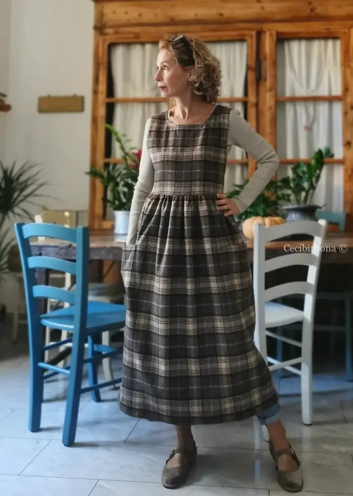 Grembiule in tartan marrone (Ref. 361) grembiule donna tessuti moderni