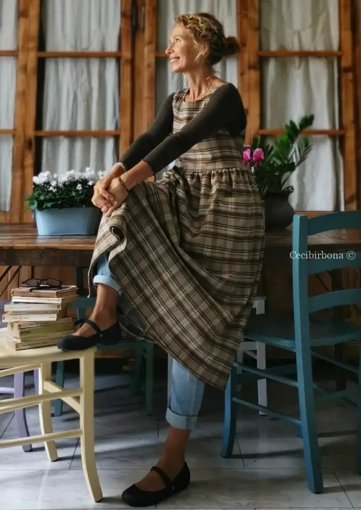 Grembiule in tartan marrone (Ref. 65) grembiule donna tessuti moderni