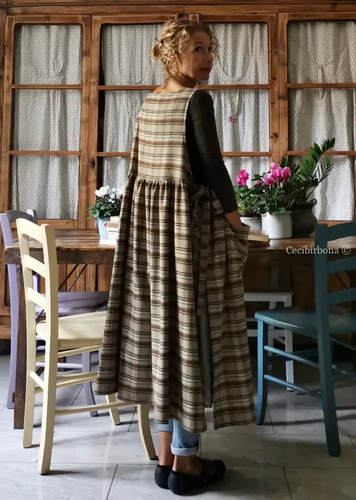 Grembiule in tartan marrone (Ref. 65) grembiule donna tessuti moderni