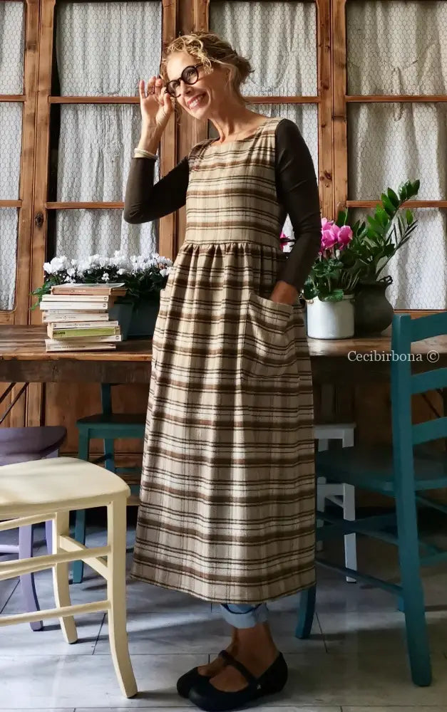 Grembiule in tartan marrone (Ref. 65) grembiule donna tessuti moderni