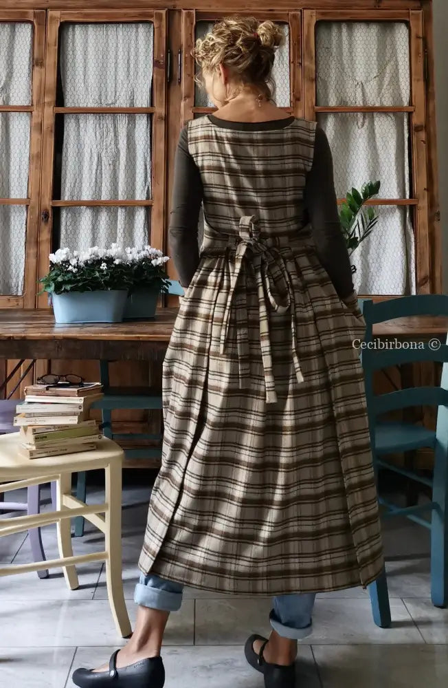 Grembiule in tartan marrone (Ref. 65) grembiule donna tessuti moderni