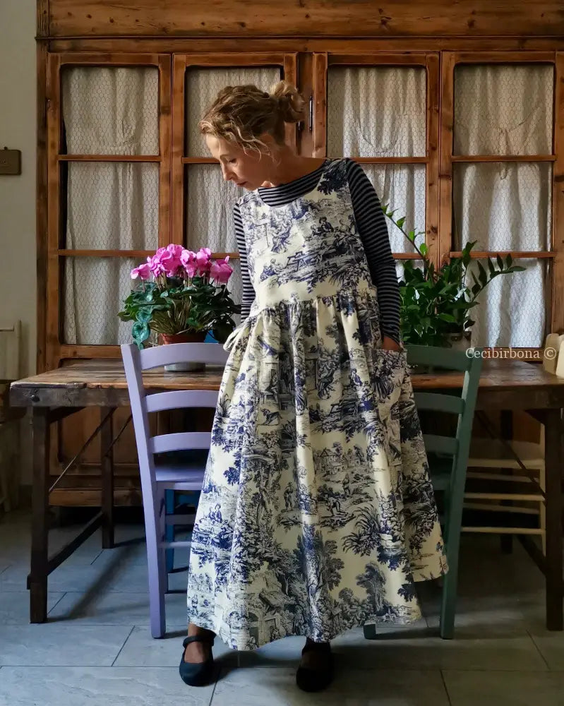 Grembiule in toile de Jouy blue e bianco (Ref. 335) grembiule donna tessuti moderni