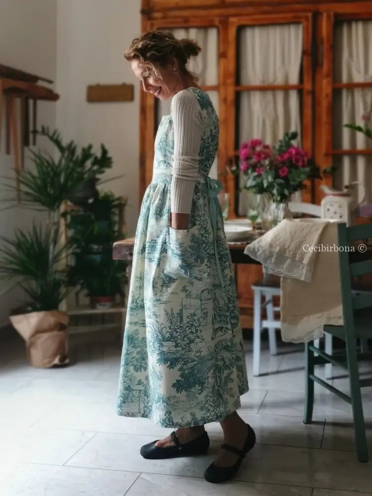 Grembiule in toile de Jouy carta da zucchero con lacci in gros grain (Ref. 333) grembiule donna tessuti moderni