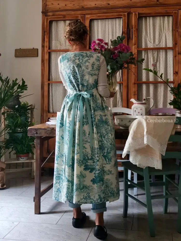 Grembiule in toile de Jouy carta da zucchero con lacci in gros grain (Ref. 333) grembiule donna tessuti moderni