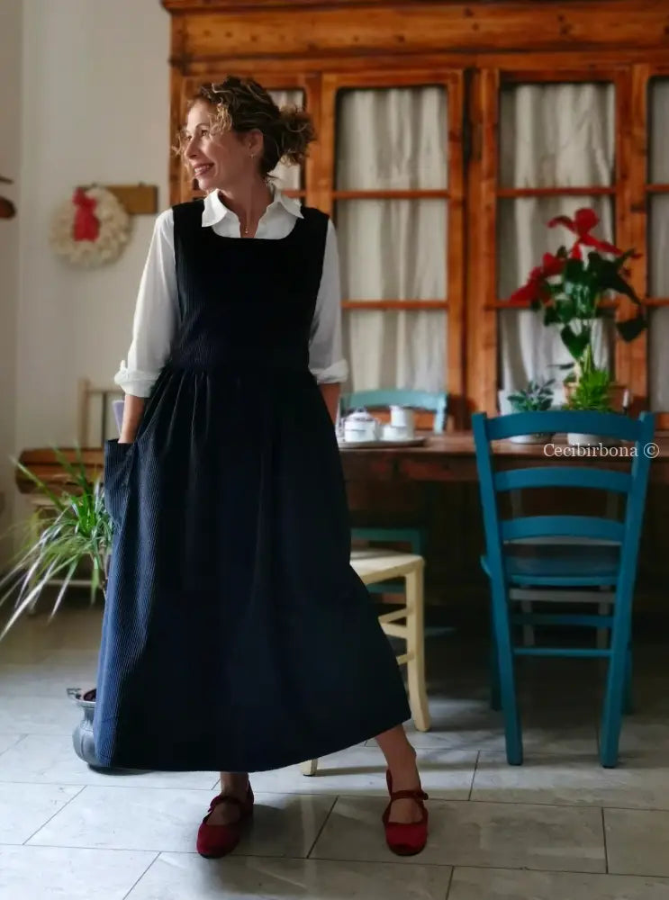 Grembiule in velluto a coste blue (Ref. 470) grembiule donna tessuti moderni