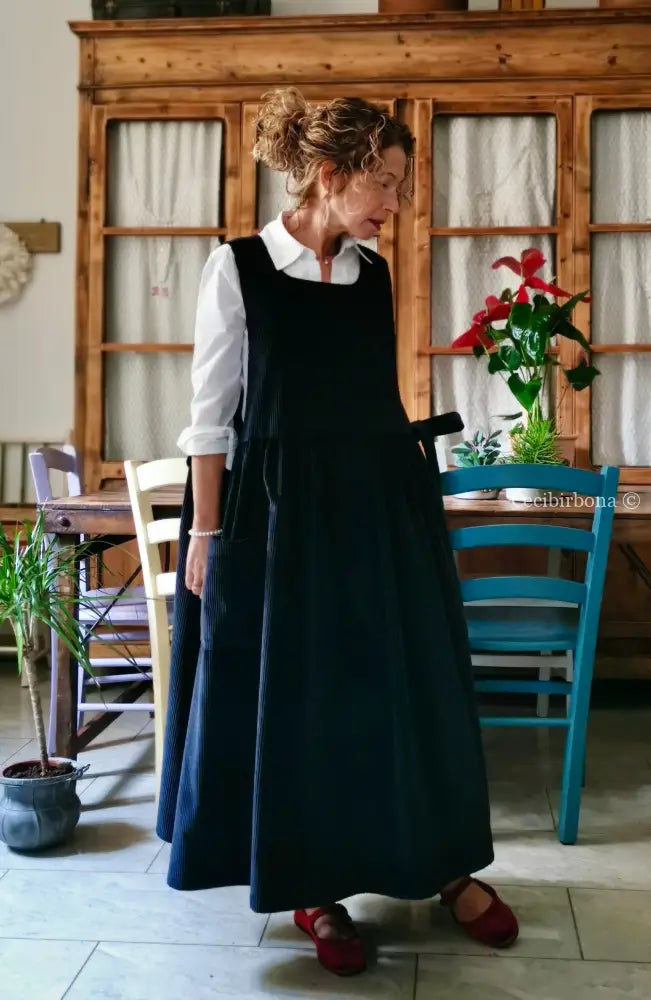 Grembiule in velluto a coste blue (Ref. 470) grembiule donna tessuti moderni