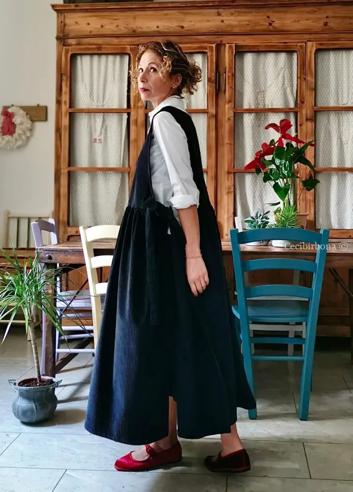 Grembiule in velluto a coste blue (Ref. 470) grembiule donna tessuti moderni