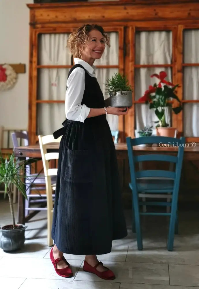 Grembiule in velluto a coste blue (Ref. 470) grembiule donna tessuti moderni