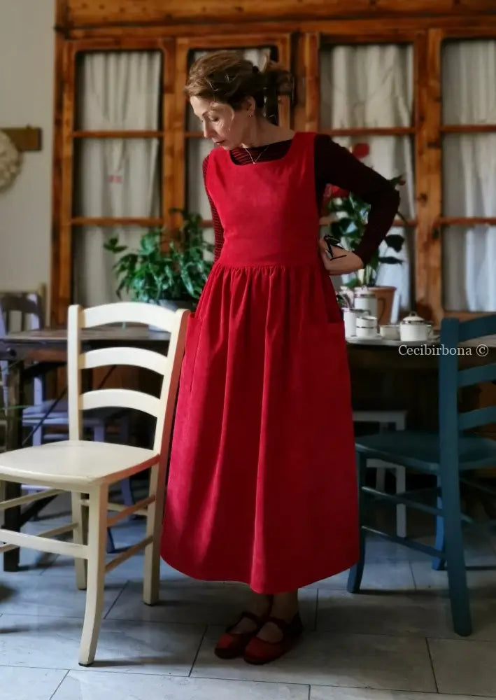 Grembiule in velluto rosso ciliegia (Ref. 460) grembiule donna tessuti moderni