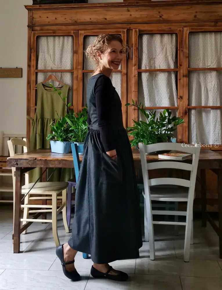 Grembiule invernale grigio scuro (Ref. 365) grembiule donna tessuti moderni