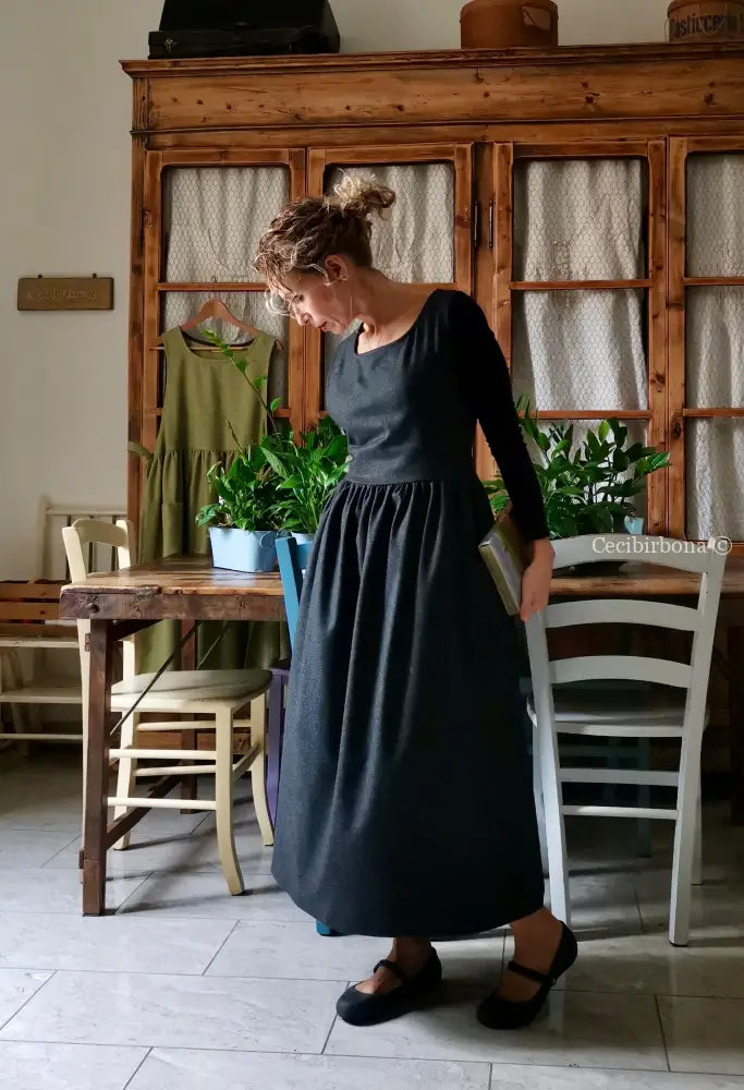 Grembiule invernale grigio scuro (Ref. 365) grembiule donna tessuti moderni