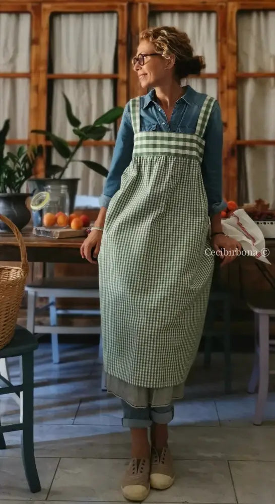 Grembiule lungo con bretelle a quadri verdi (Ref. 39) grembiule donna tessuti moderni
