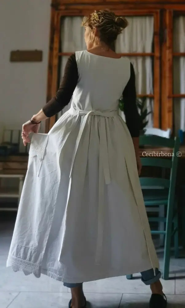 Grembiule lungo da cucina con balza ad uncinetto (Ref. 57) grembiule donna tessuti antichi