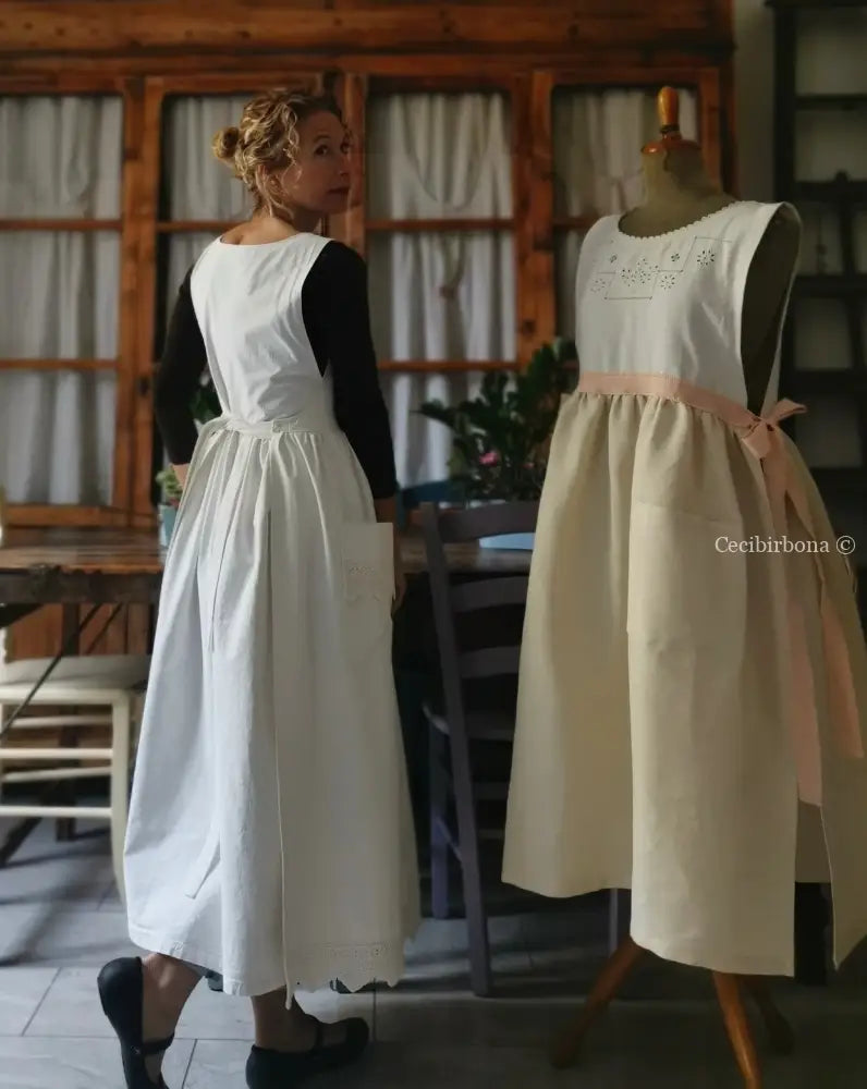 Grembiule lungo da cucina con balza ad uncinetto (Ref. 57) grembiule donna tessuti antichi