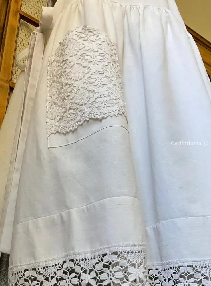 Grembiule lungo da cucina con pizzo (Ref. 132) grembiule donna tessuti antichi