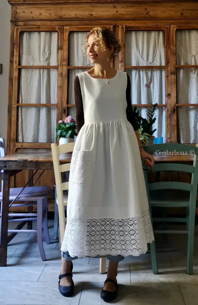 Grembiule lungo da cucina con pizzo (Ref. 132) grembiule donna tessuti antichi