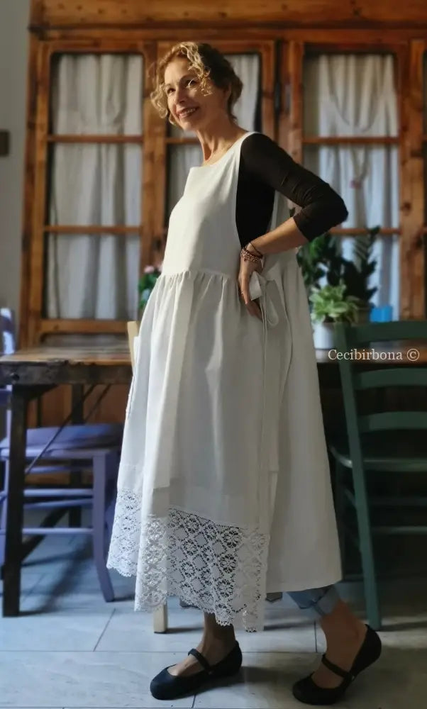 Grembiule lungo da cucina con pizzo (Ref. 132) grembiule donna tessuti antichi