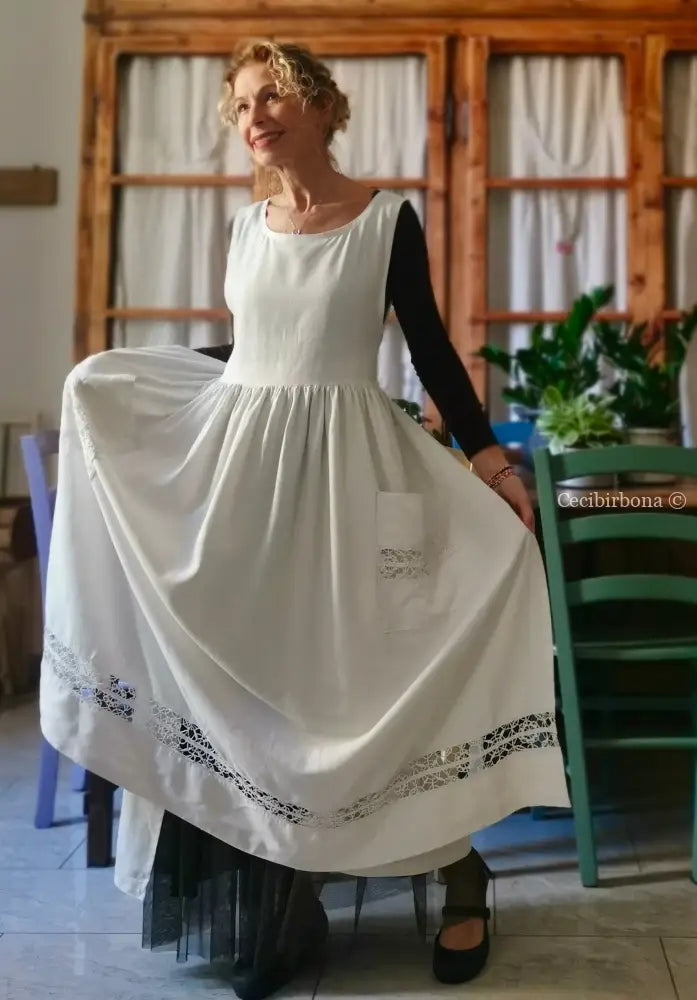 Grembiule lungo in lino antico con tramezzo di pizzo (Ref. 143) grembiule donna tessuti antichi