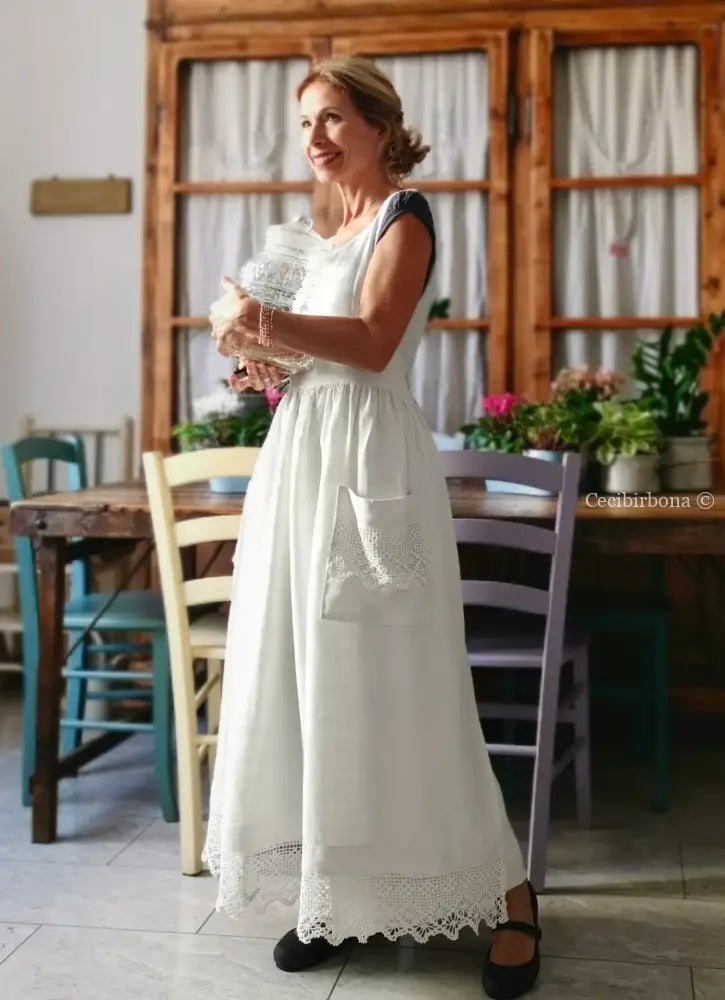 Grembiule lungo in lino con balza all’uncinetto (Ref. 185) grembiule donna tessuti antichi