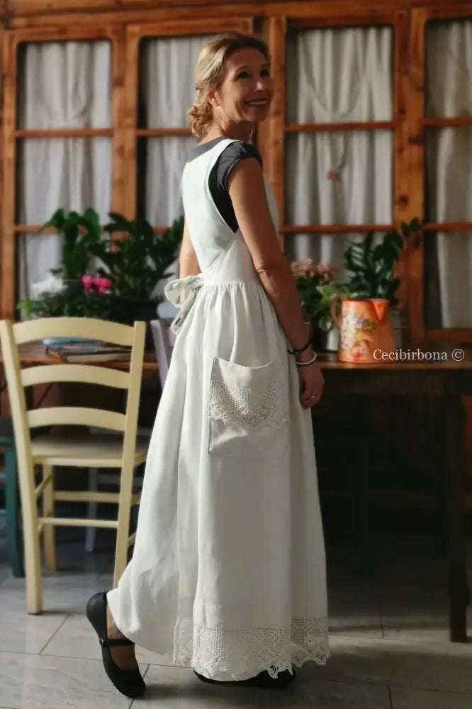 Grembiule lungo in lino con balza all’uncinetto (Ref. 185) grembiule donna tessuti antichi