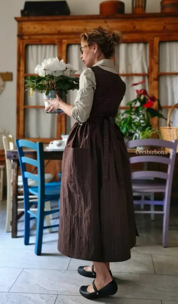 Grembiule marrone scuro rigato (Ref. 494) grembiule donna tessuti moderni