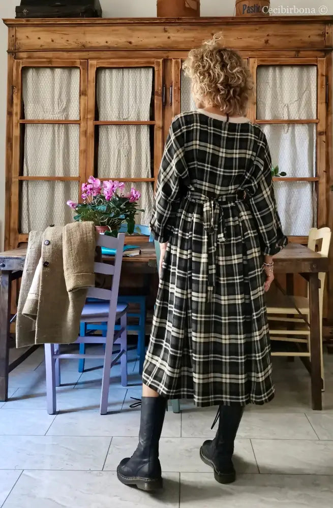 Grembiule mod. Kimono in lana tartan abito donna