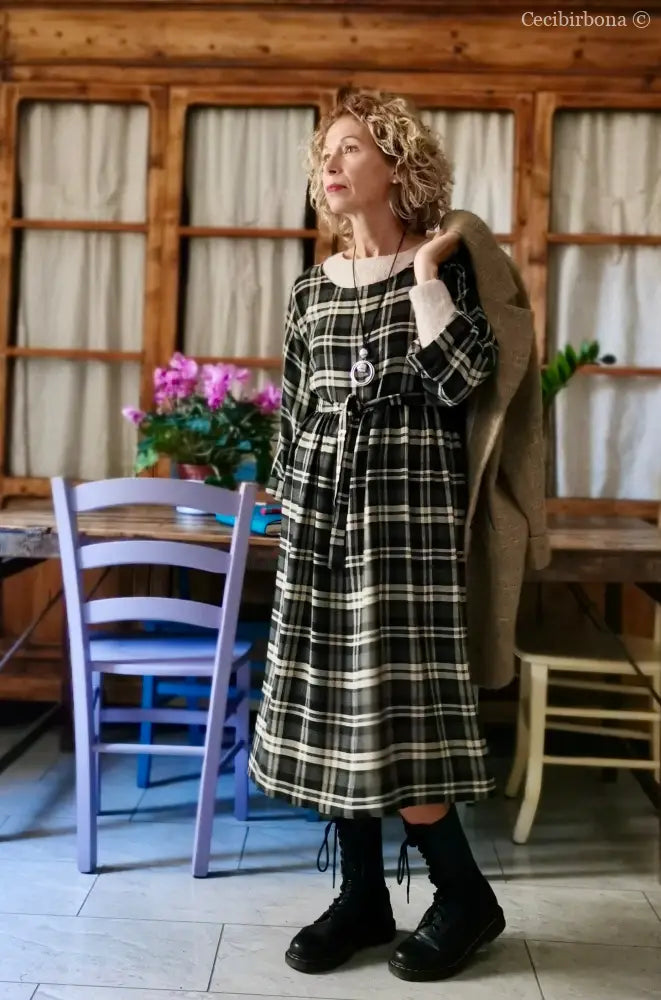 Grembiule mod. Kimono in lana tartan abito donna