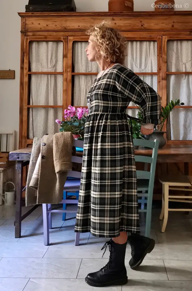 Grembiule mod. Kimono in lana tartan abito donna