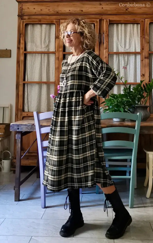 Grembiule mod. Kimono in lana tartan abito donna