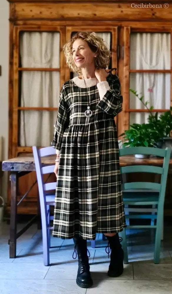 Grembiule mod. Kimono in lana tartan abito donna