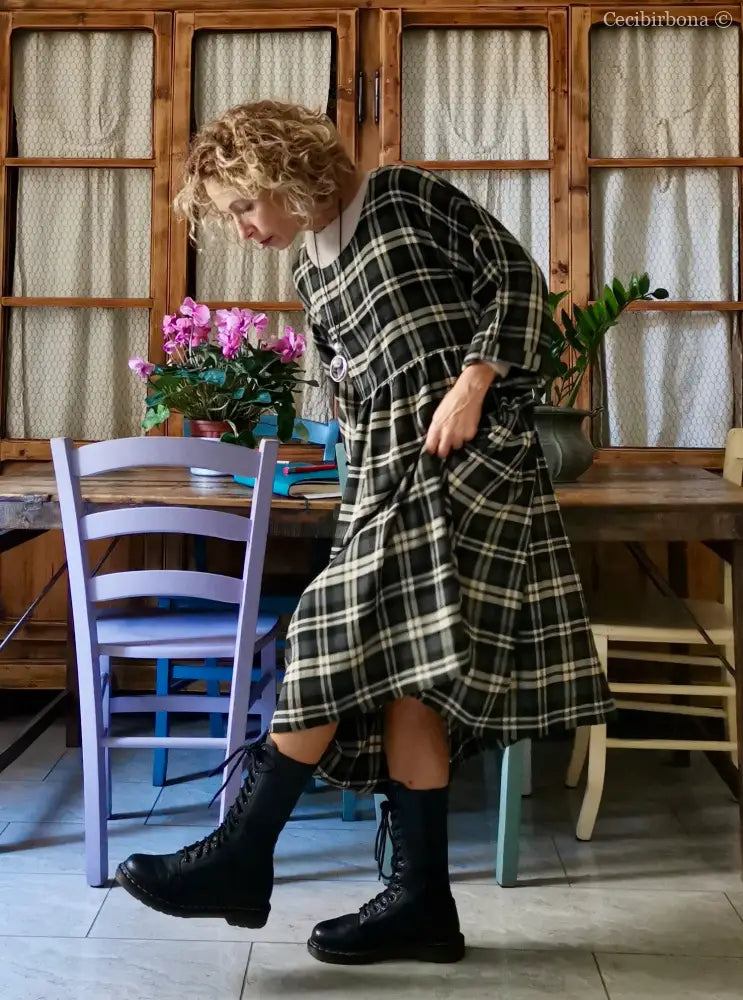 Grembiule mod. Kimono in lana tartan abito donna