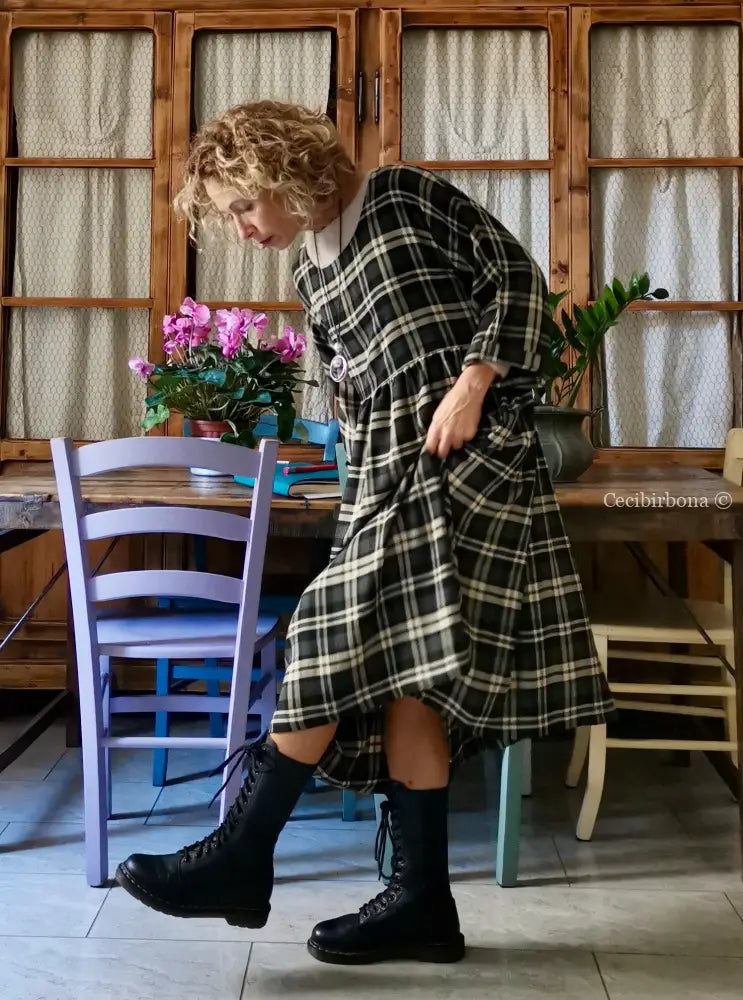 Grembiule mod. Kimono in lana tartan abito donna