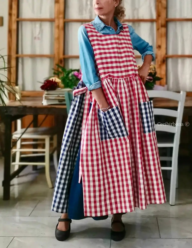 Grembiule patchwork a quadri blu e rossi (Ref. 430) grembiule donna tessuti moderni