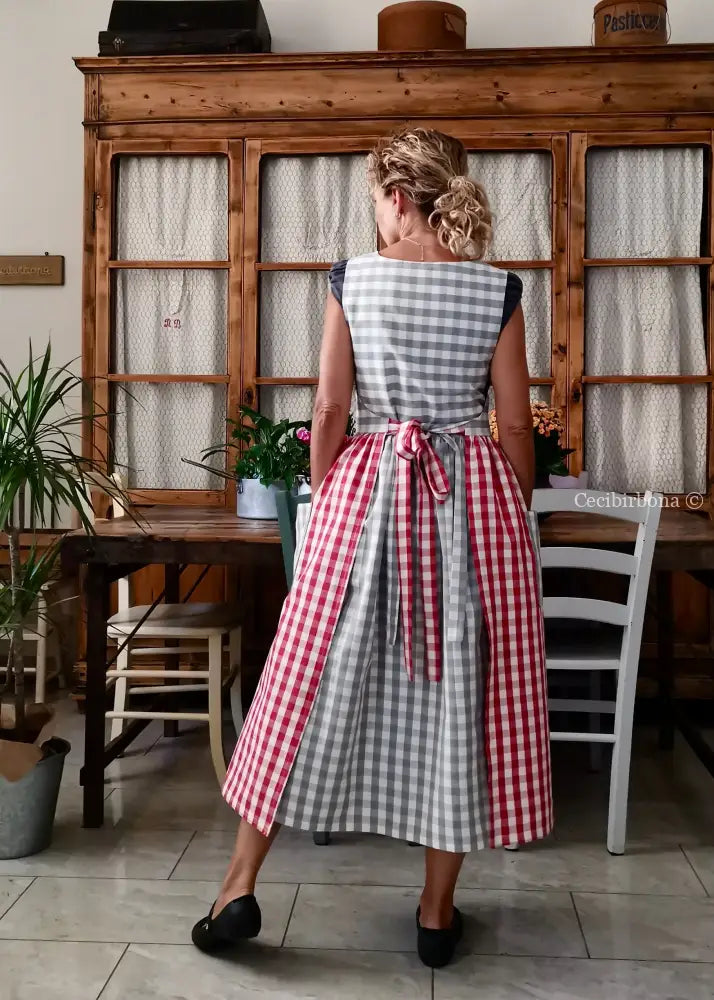 Grembiule patchwork a quadri rossi e grigi (Ref. 429) grembiule donna tessuti moderni