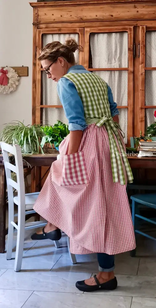 Grembiule patchwork a quadri verdi e rosa (Ref. 448) grembiule donna tessuti moderni