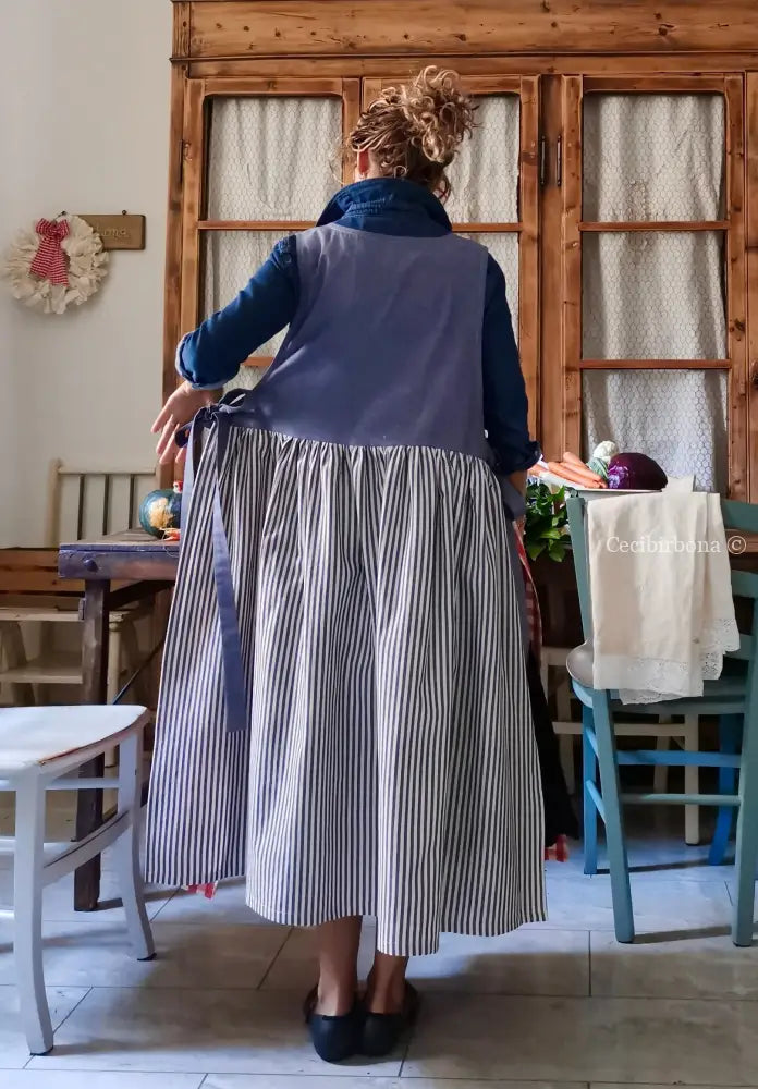 Grembiule patchwork a righe e quadri blu e rossi (Ref. 437) grembiule donna tessuti moderni