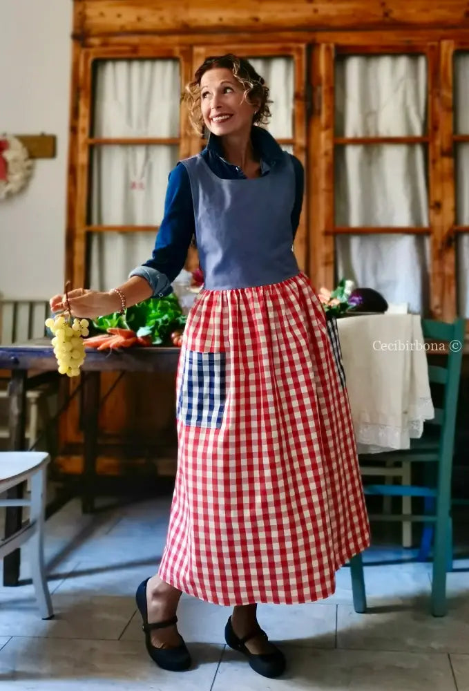 Grembiule patchwork a righe e quadri blu e rossi (Ref. 437) grembiule donna tessuti moderni