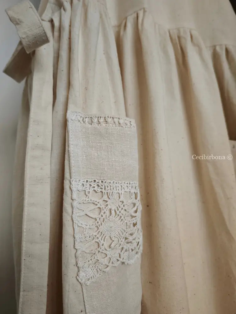 Grembiule patchwork di tessuti antichi con pizzo (Ref. 433) grembiule donna tessuti antichi