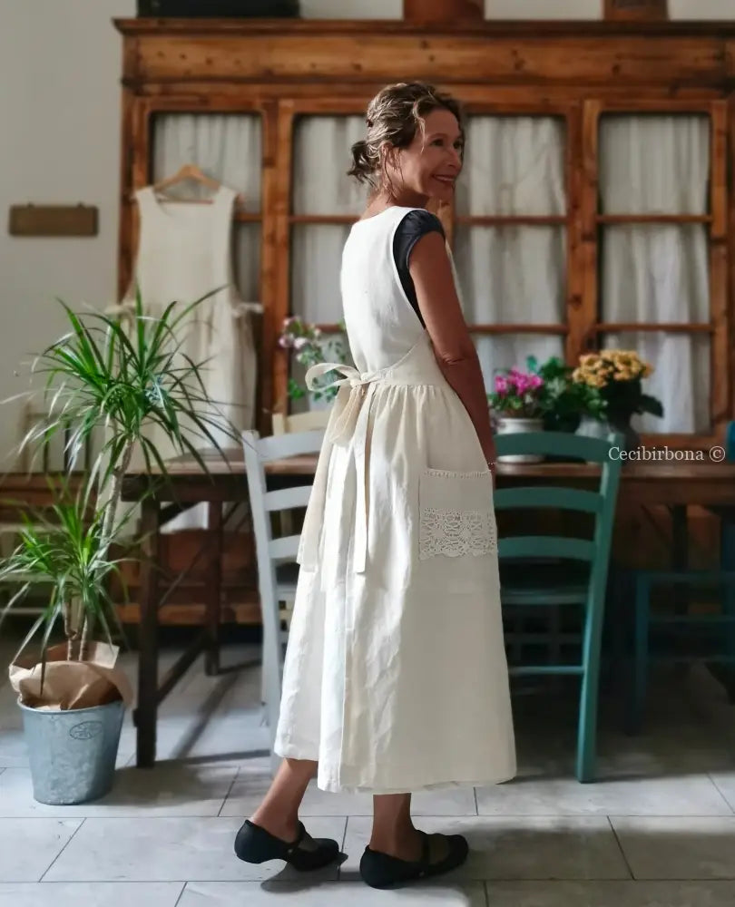 Grembiule patchwork di tessuti antichi con pizzo (Ref. 433) grembiule donna tessuti antichi