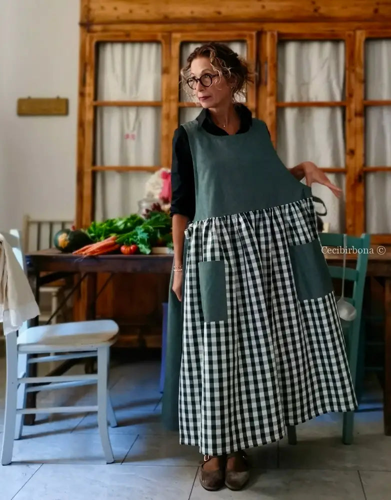 Grembiule patchwork verde scuro (Ref. 435) grembiule donna tessuti moderni
