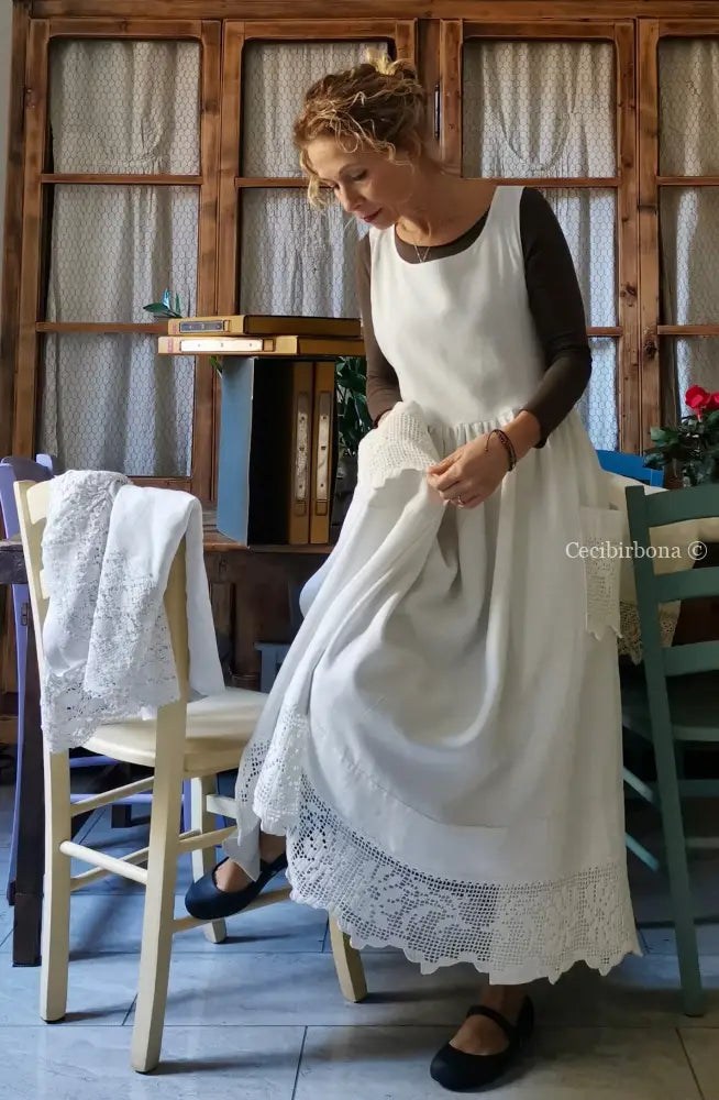 Grembiule per donna da cucina con balza ad uncinetto (Ref. 127) grembiule donna tessuti antichi