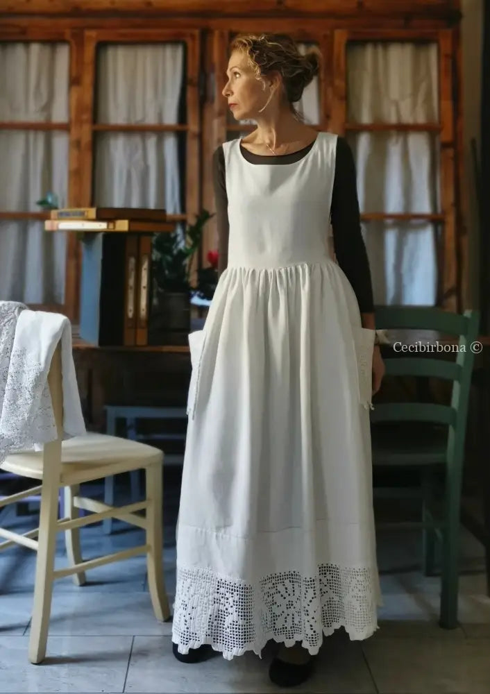 Grembiule per donna da cucina con balza ad uncinetto (Ref. 127) grembiule donna tessuti antichi