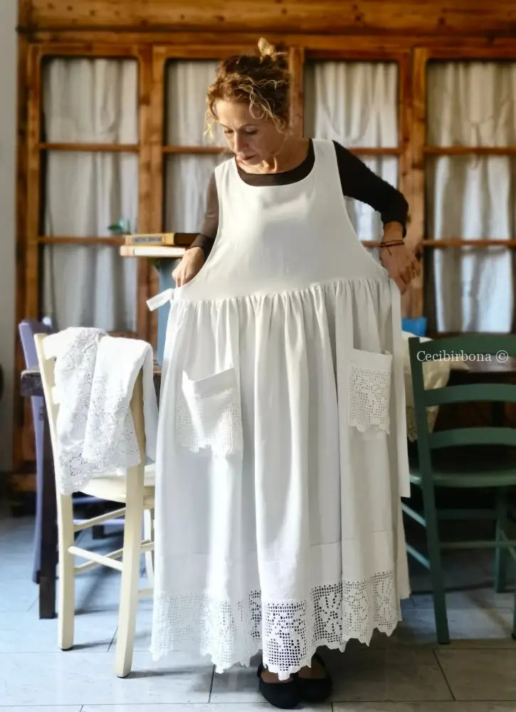 Grembiule per donna da cucina con balza ad uncinetto (Ref. 127) grembiule donna tessuti antichi