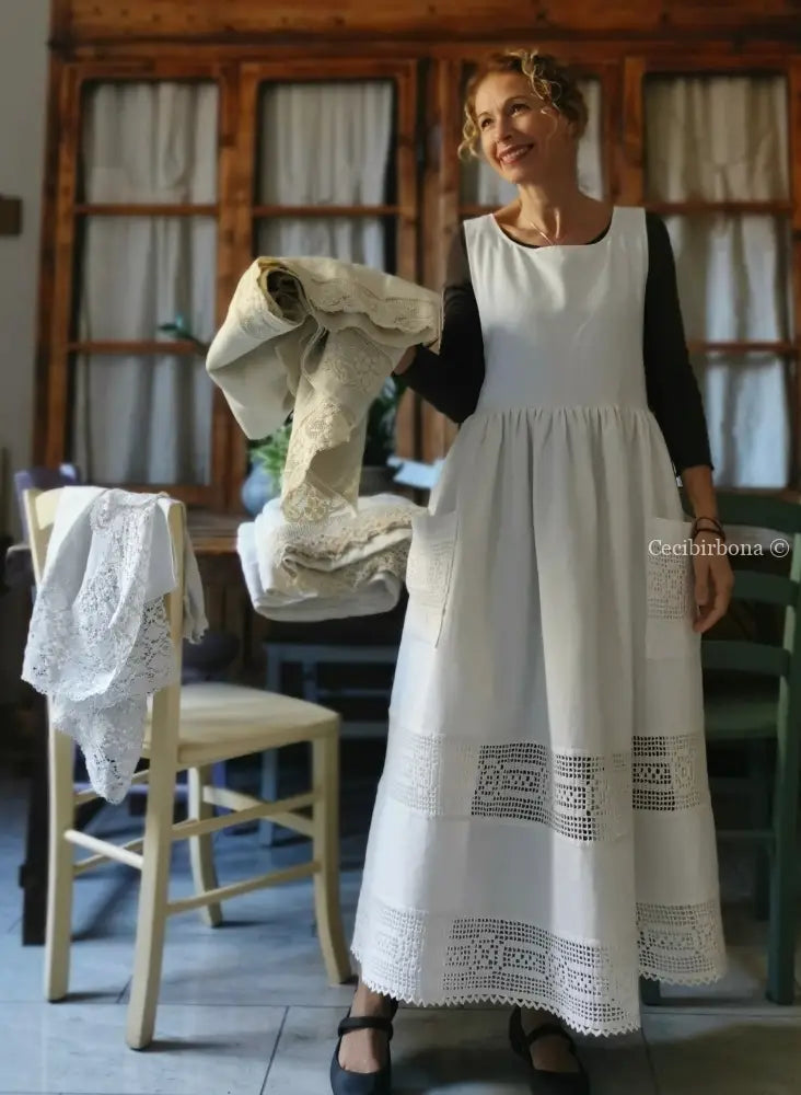 Grembiule per donna da cucina con balza uncinetto (Ref. 93) grembiule donna tessuti antichi